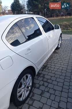 Лифтбек Skoda Octavia 2011 в 