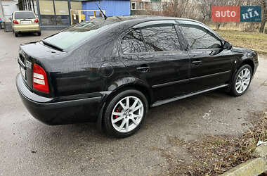 Лифтбек Skoda Octavia 2006 в 