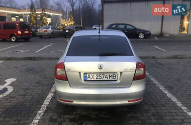 Лифтбек Skoda Octavia 2010 в 