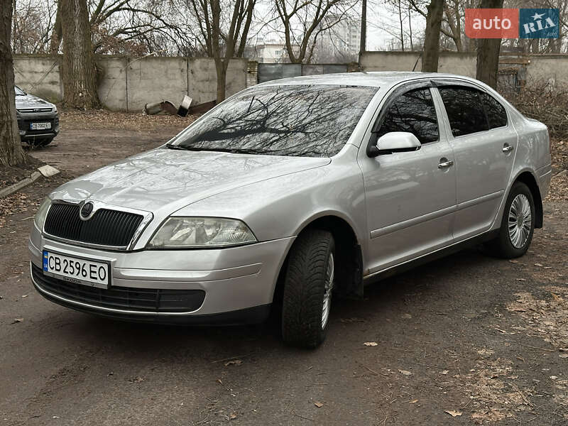 Лифтбек Skoda Octavia 2005 в Чернигове