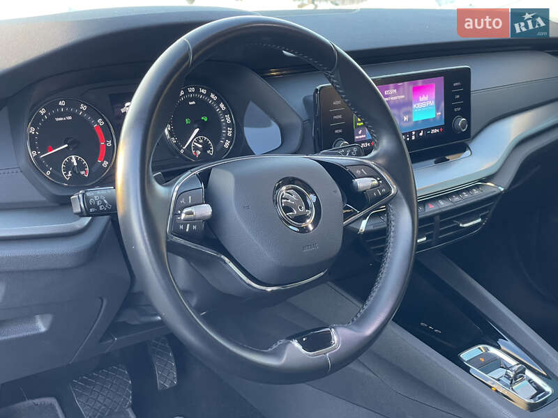 Лифтбек Skoda Octavia 2021 в Ирпене