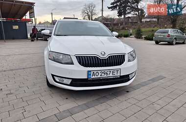 Ліфтбек Skoda Octavia 2015 в Ужгороді