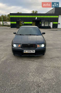 Лифтбек Skoda Octavia 2005 в Днепре