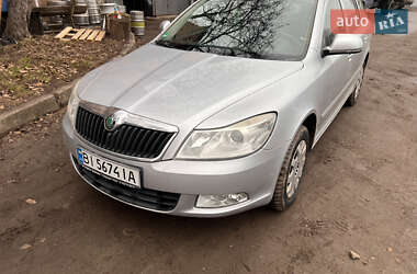 Універсал Skoda Octavia 2008 в Полтаві