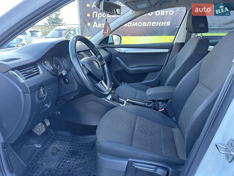 Універсал Skoda Octavia 2016 в Івано-Франківську