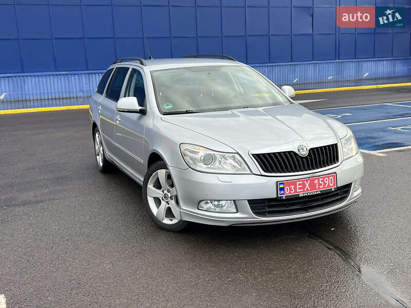 Універсал Skoda Octavia 2010 в Луцьку