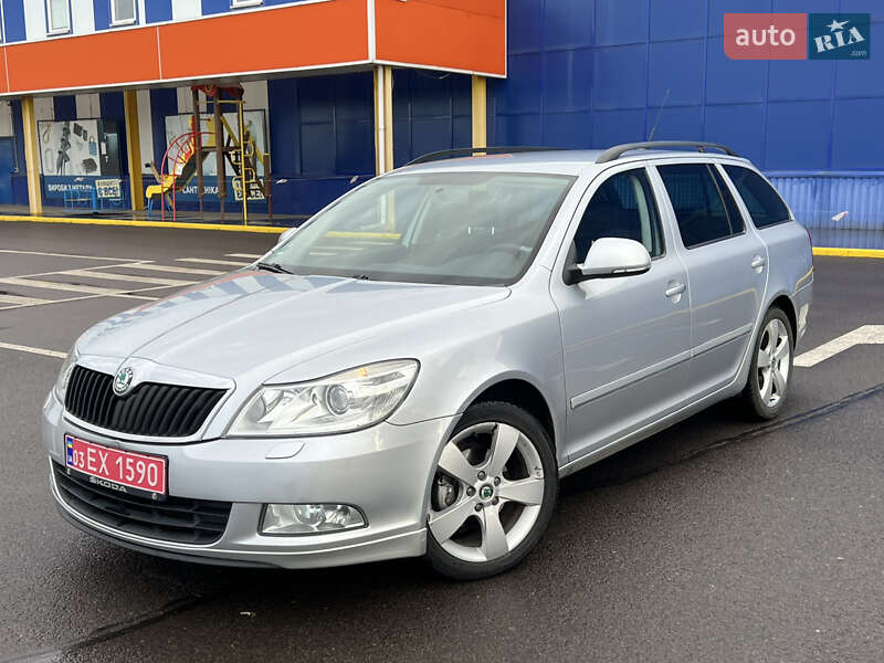 Універсал Skoda Octavia 2010 в Луцьку