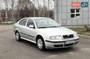 Лифтбек Skoda Octavia 2005 в Ромнах