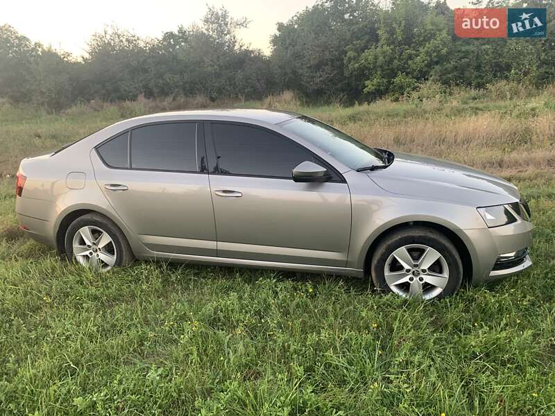Ліфтбек Skoda Octavia 2017 в Вознесенську