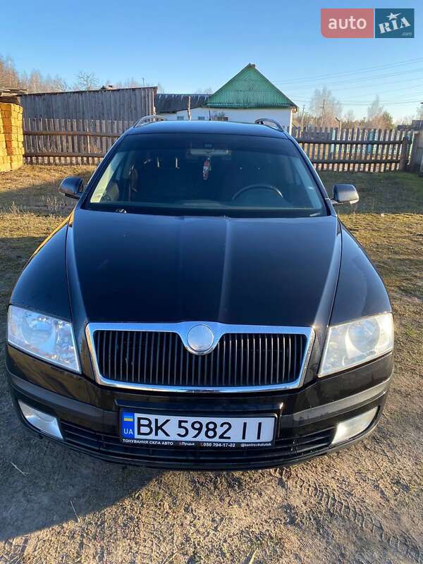 Универсал Skoda Octavia 2007 в Рокитном