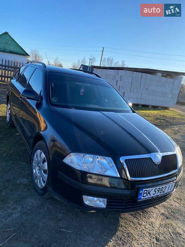Универсал Skoda Octavia 2007 в Рокитном