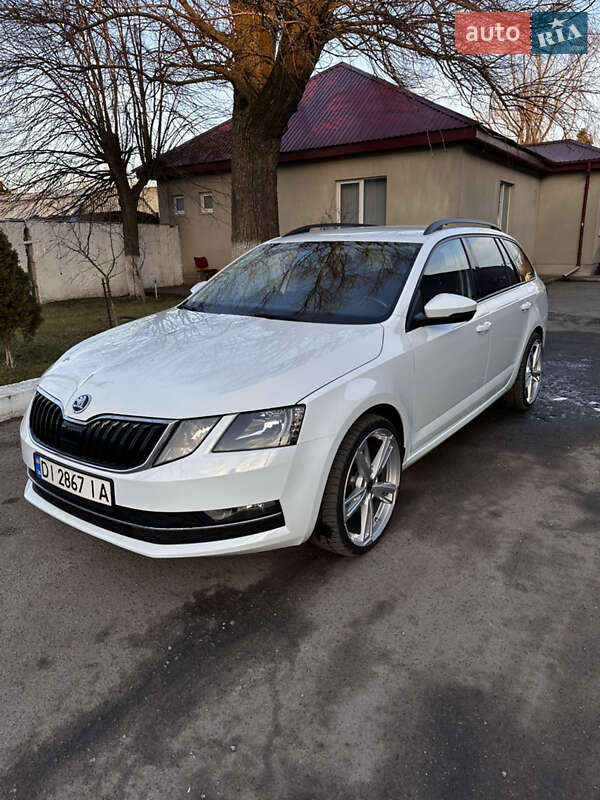 Универсал Skoda Octavia 2017 в Киеве фото 12 Универсал Skoda Octavia 2017 в Киеве