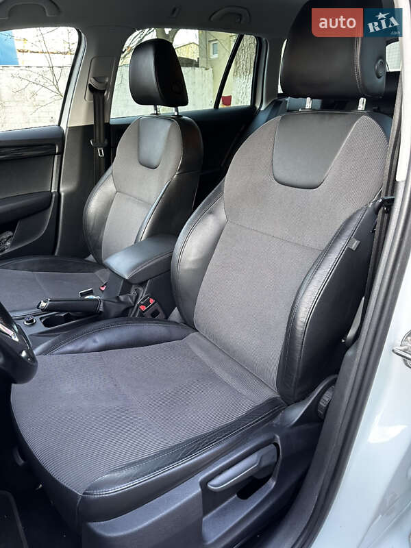 Универсал Skoda Octavia 2017 в Киеве фото 21 Универсал Skoda Octavia 2017 в Киеве