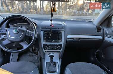 Универсал Skoda Octavia 2012 в 