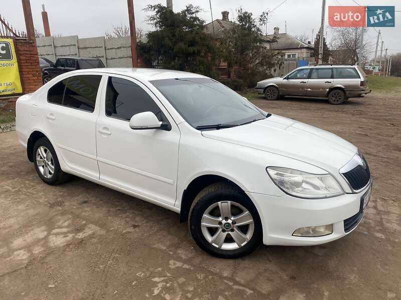 Лифтбек Skoda Octavia 2012 в 