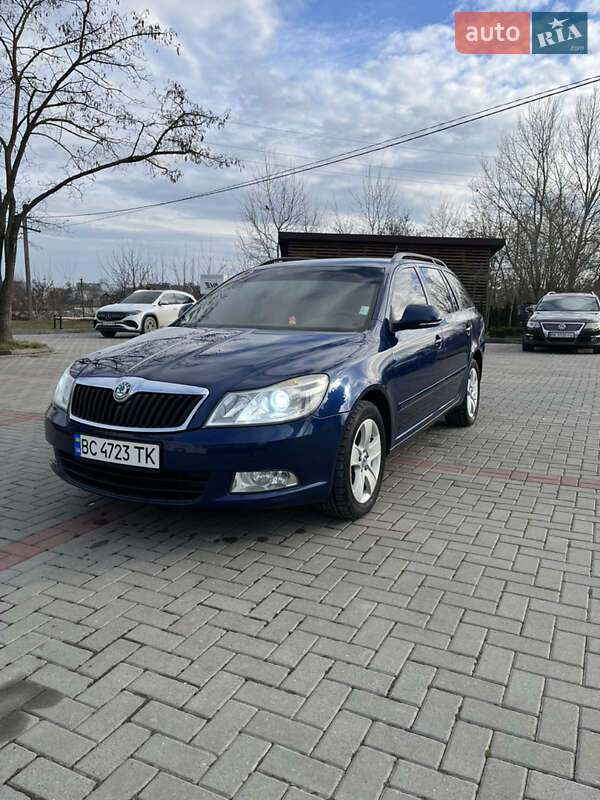Универсал Skoda Octavia 2011 в 