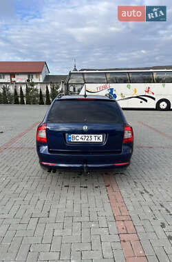 Универсал Skoda Octavia 2011 в 