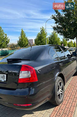 Лифтбек Skoda Octavia 2011 в 