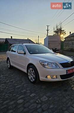 Універсал Skoda Octavia 2010 в Одесі