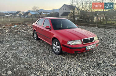 Ліфтбек Skoda Octavia 1999 в Тячеві