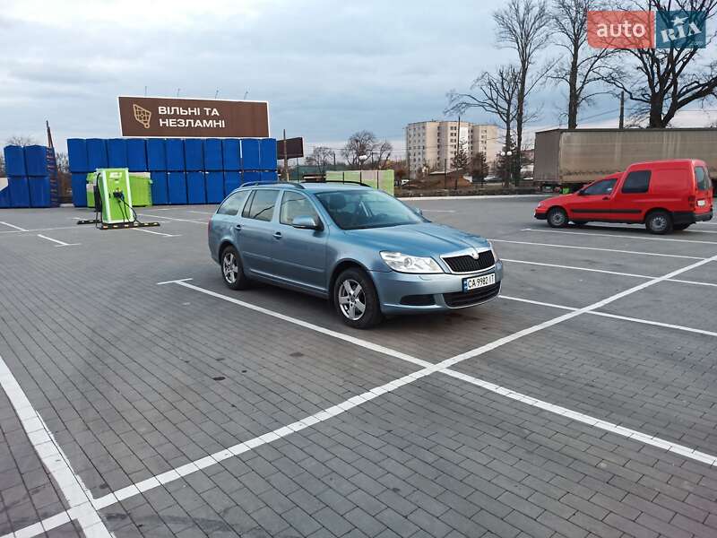 Універсал Skoda Octavia 2009 в Умані