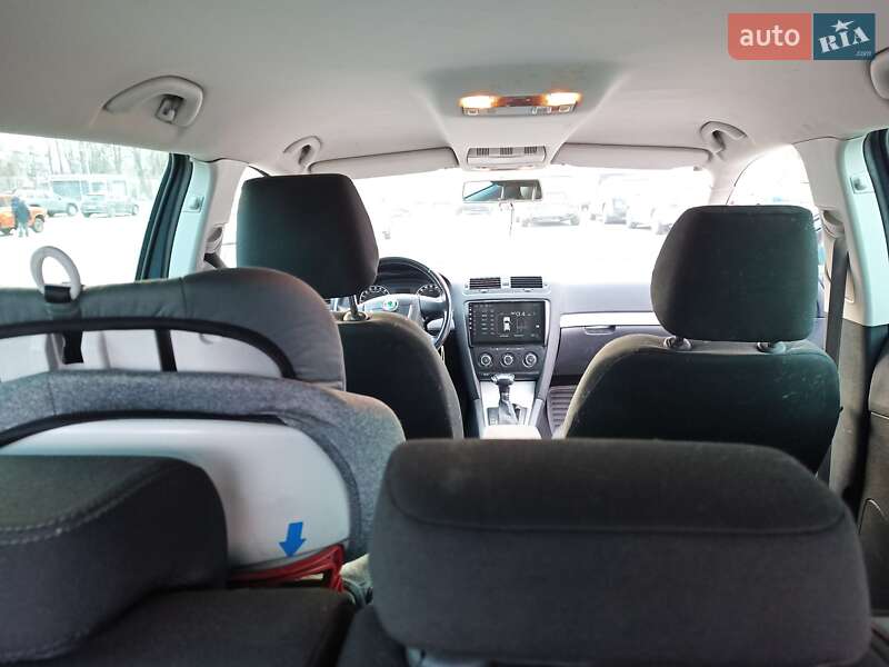 Універсал Skoda Octavia 2009 в Умані