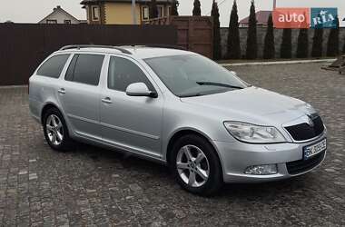 Универсал Skoda Octavia 2012 в Ровно