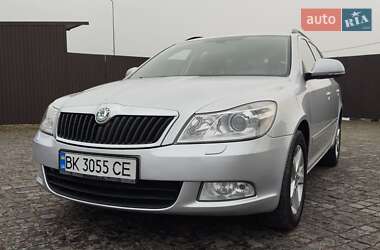 Универсал Skoda Octavia 2012 в Ровно