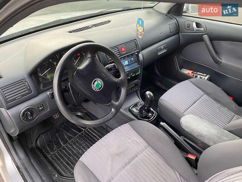 Универсал Skoda Octavia 2001 в Одессе