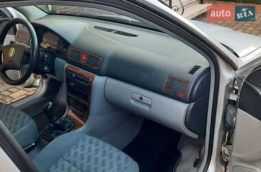 Ліфтбек Skoda Octavia 1998 в 