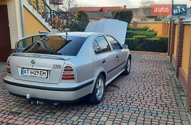 Ліфтбек Skoda Octavia 1998 в 