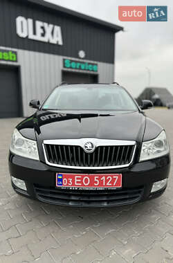 Універсал Skoda Octavia 2009 в Володимирі