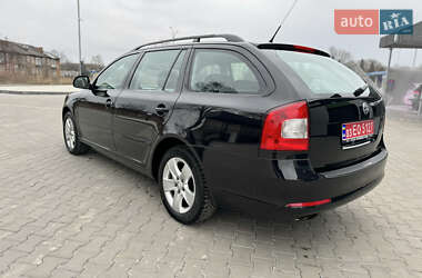 Універсал Skoda Octavia 2009 в Володимирі