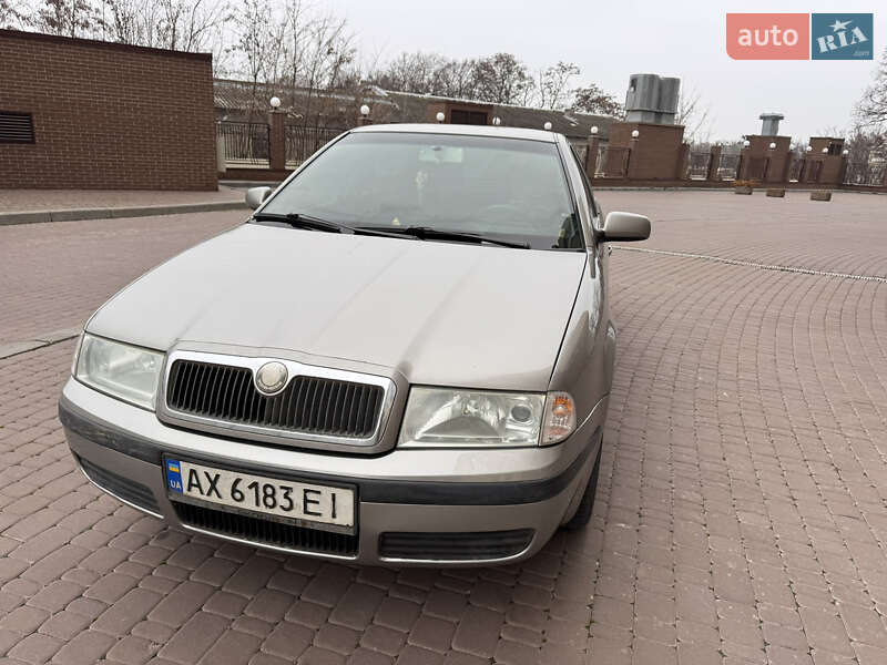 Лифтбек Skoda Octavia 2007 в Змиеве