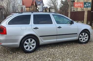 Універсал Skoda Octavia 2009 в Івано-Франківську