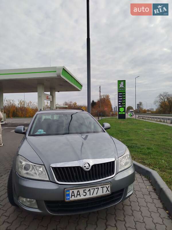 Универсал Skoda Octavia 2012 в Буче