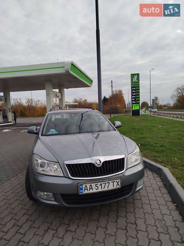 Универсал Skoda Octavia 2012 в Буче