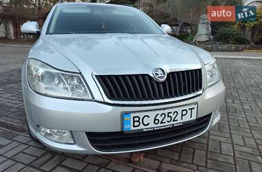 Універсал Skoda Octavia 2013 в Дрогобичі