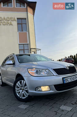 Універсал Skoda Octavia 2011 в Дрогобичі