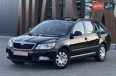 Універсал Skoda Octavia 2010 в Луцьку