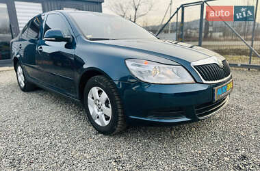 Лифтбек Skoda Octavia 2012 в 