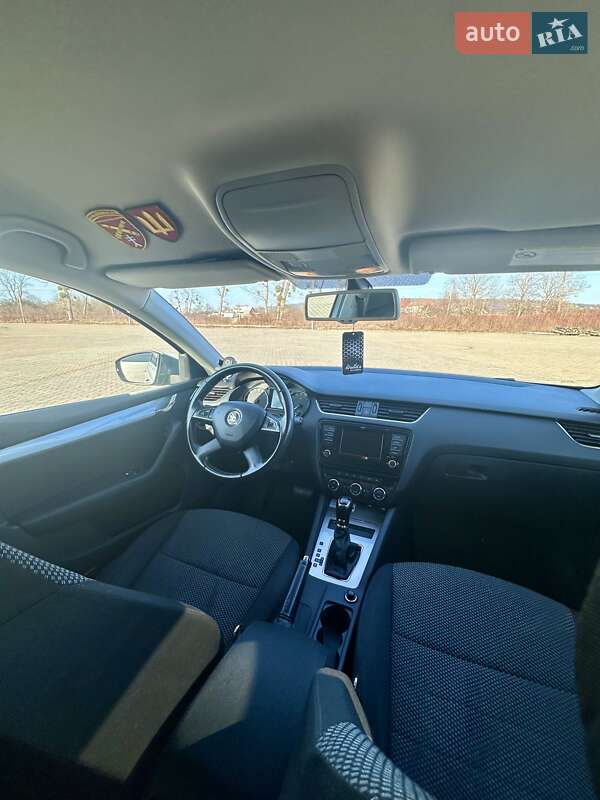 Універсал Skoda Octavia 2013 в Чернівцях