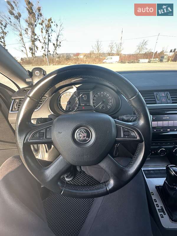 Універсал Skoda Octavia 2013 в Чернівцях
