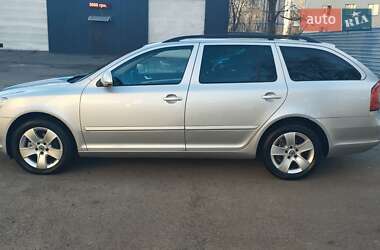 Универсал Skoda Octavia 2012 в 