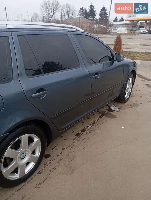 Универсал Skoda Octavia 2007 в Нововолынске