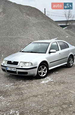 Лифтбек Skoda Octavia 2003 в Кропивницком