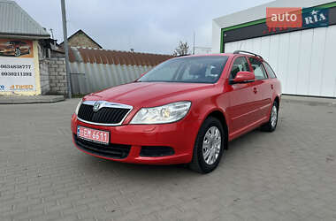 Універсал Skoda Octavia 2009 в Житомирі