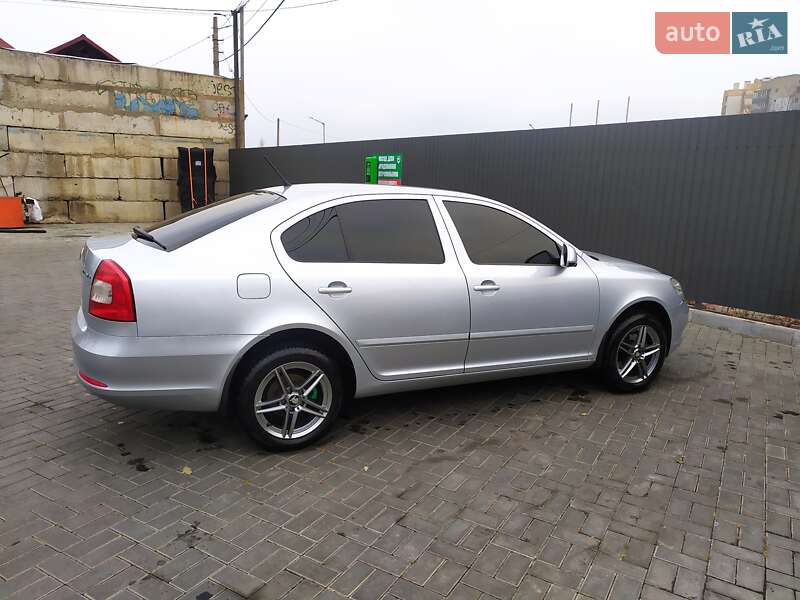 Лифтбек Skoda Octavia 2011 в Николаеве