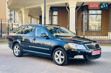 Универсал Skoda Octavia 2010 в 