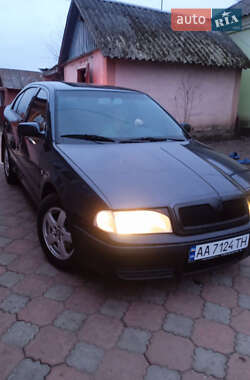 Лифтбек Skoda Octavia 2004 в Новой Басане